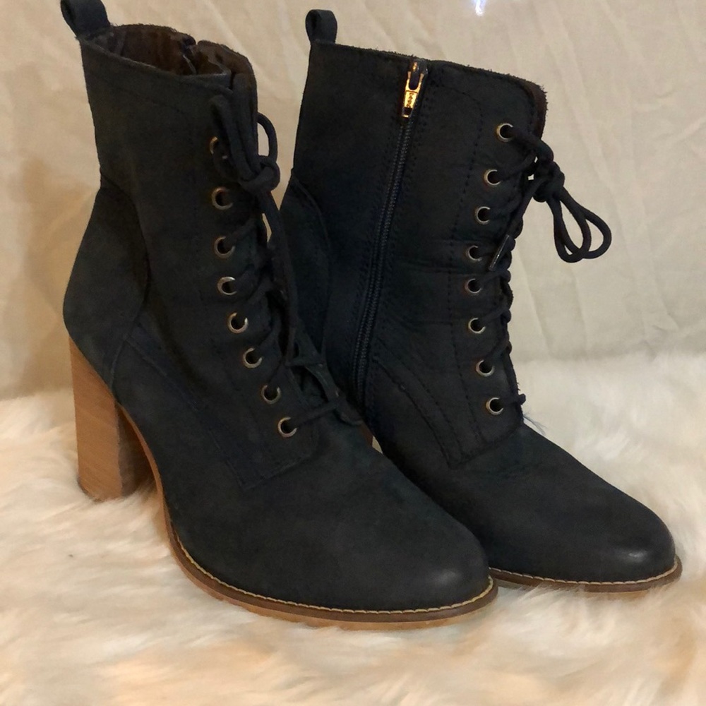 Steve Madden boots